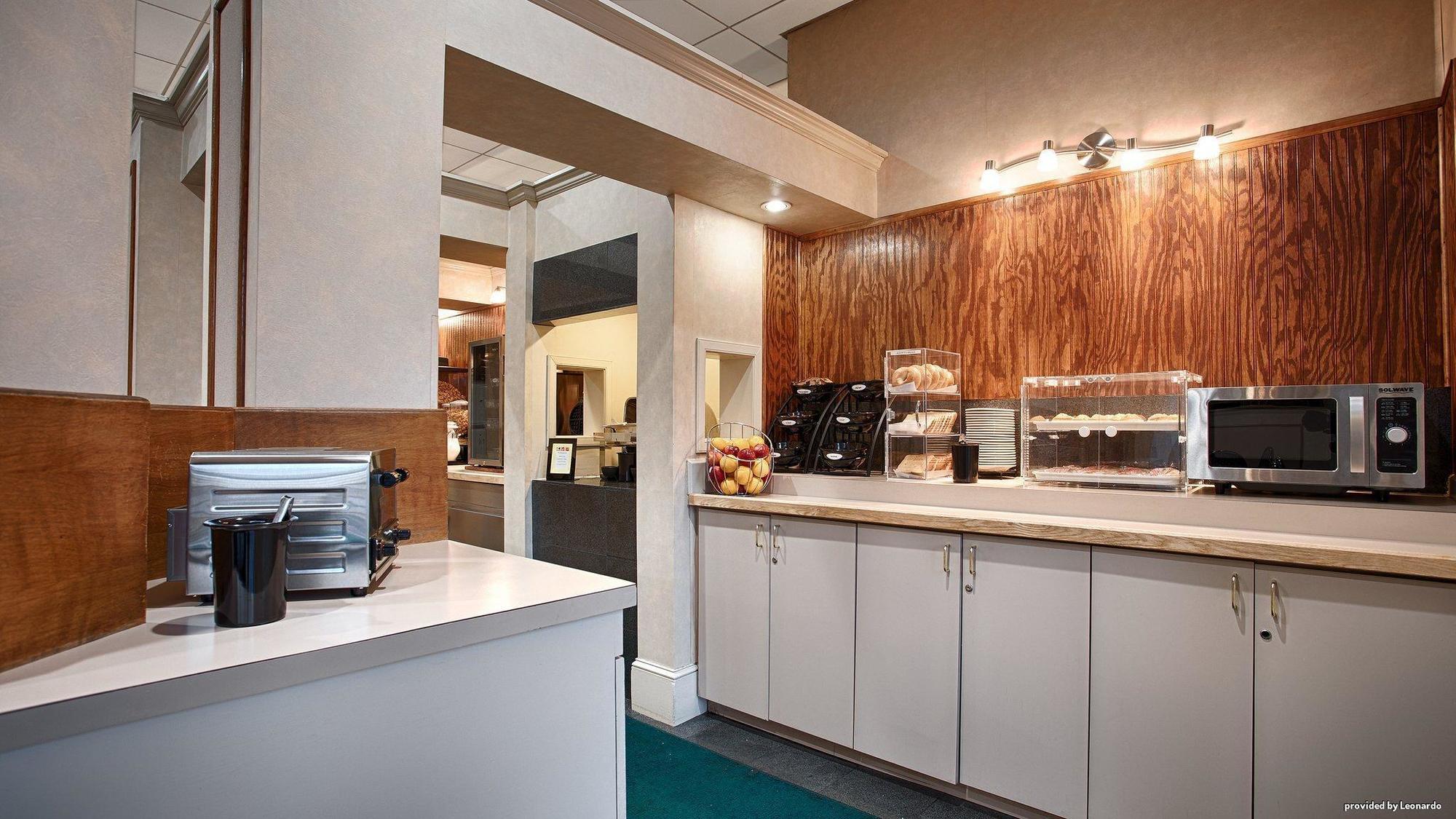 Best Western Gateway Adirondack Inn Utica Exteriér fotografie