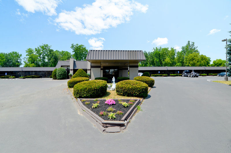 Best Western Gateway Adirondack Inn Utica Exteriér fotografie